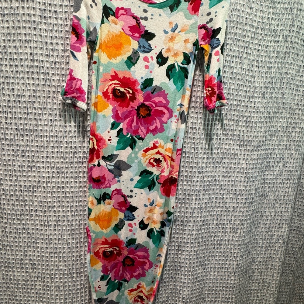 Fuchsia Wildflower Newborn Knotted Gown